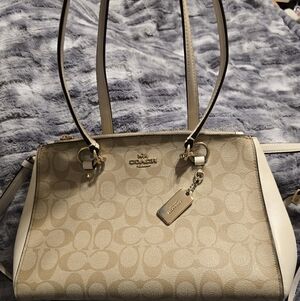 Coach Tan & Gold Signature Shoulder/Crossbody Bag 13x8x5